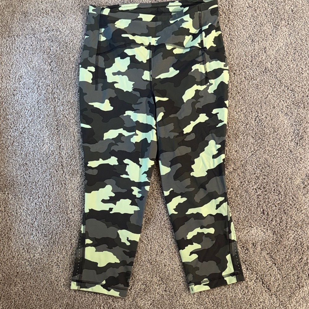 Lululemon Athletica Camouflage Leggings - Black and Green